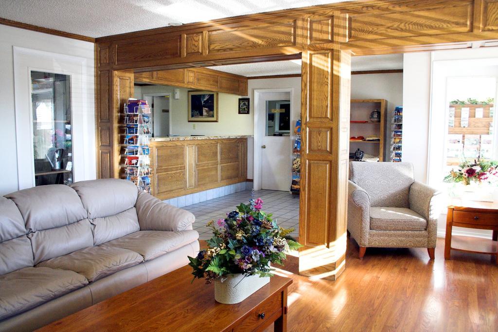 בלאנדינג Best Western Gateway Inn מראה חיצוני תמונה
