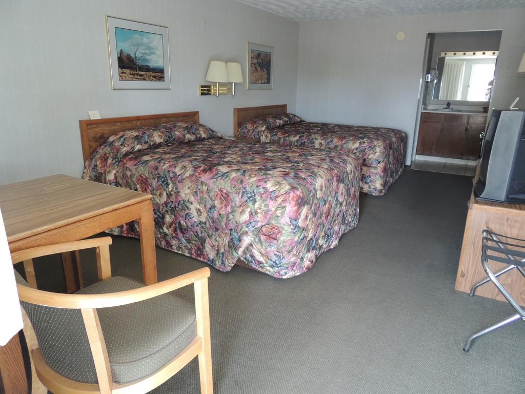בלאנדינג Best Western Gateway Inn חדר תמונה